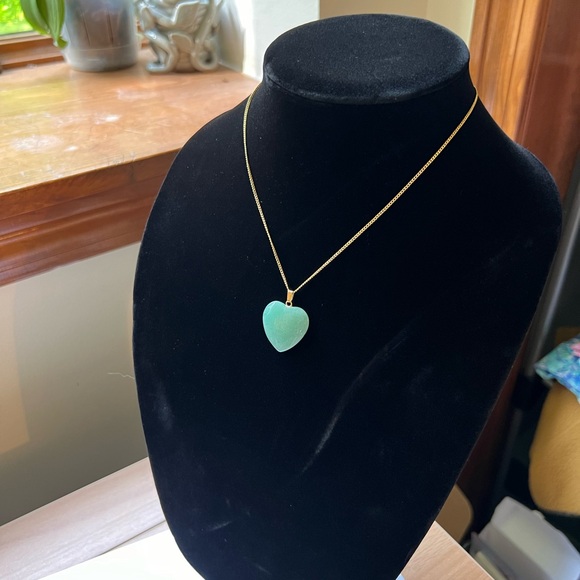 Stone Heart on 12k GF Chain - Green Pendant Necklace - Picture 6 of 15